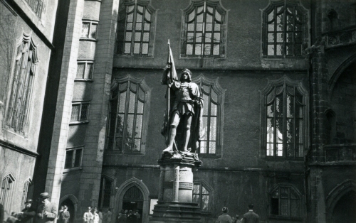 Meißen 1935, Burghof
