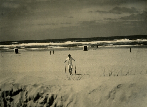 Juist 1936, am Strand